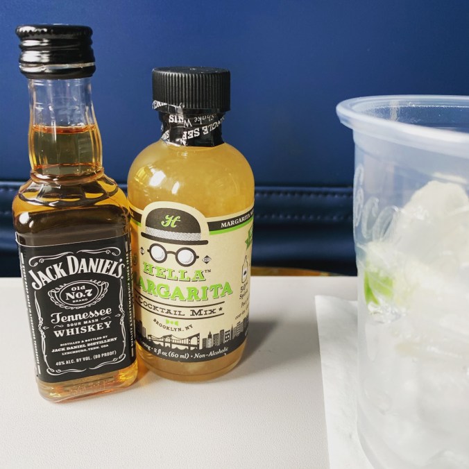 B5A898E7-65F2-4570-9716-9D8F931F9CF4